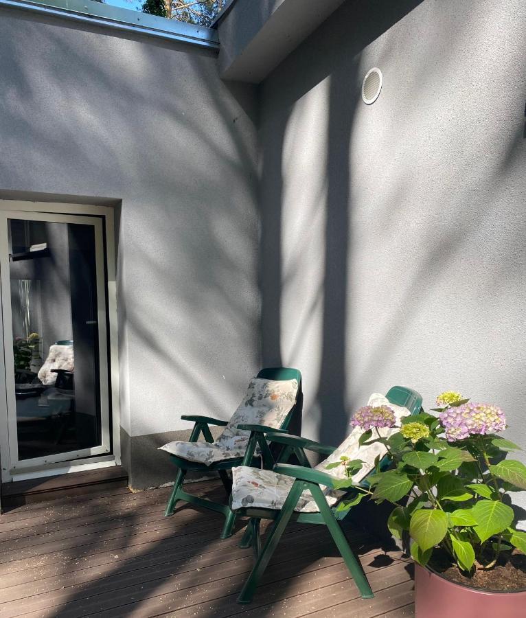 Apartament Nad Jeziorem Slawa Exterior photo